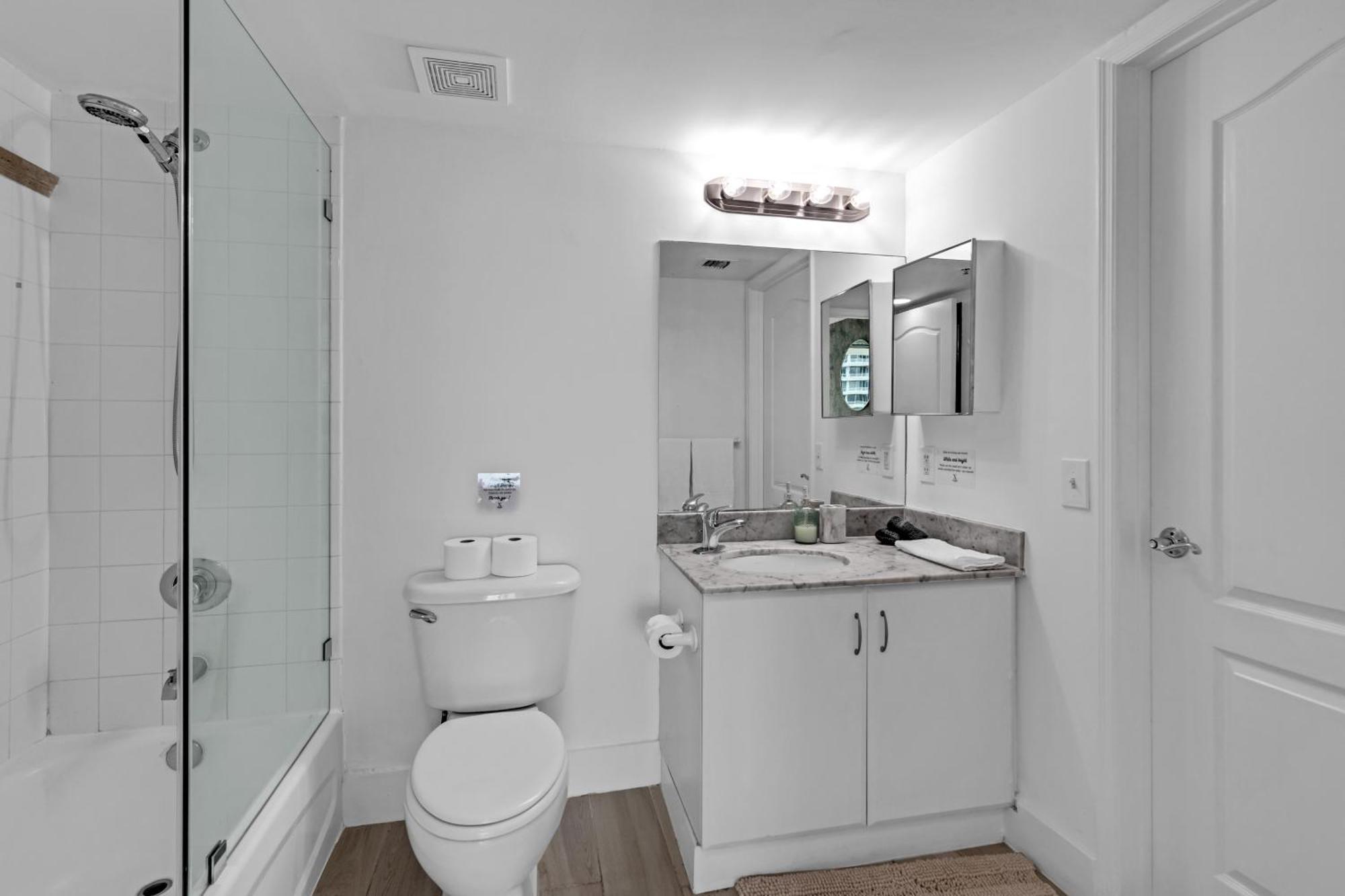 Lux 2B/2B Brickell - Free Parking Apartment Маями Екстериор снимка